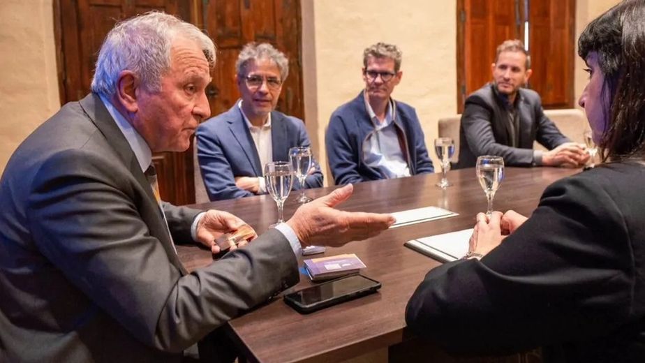 El encuentro se centró en la Cartera de Proyectos Mineros de la provincia.