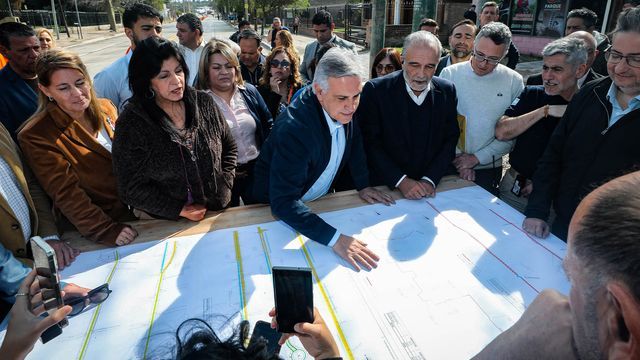 El gobernador Llaryora sigue apostando a las grandes obras, habilitó el primer tramo sobre Av. Bodereau