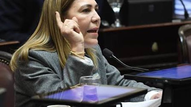 "Tenemos que dar el paso": el mensaje de Ávila a las mujeres que quieren hacer política.