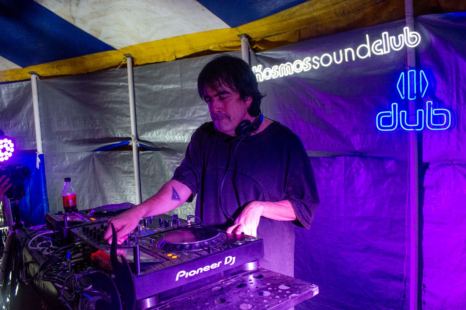 Martín Huergo fue una de las figuras destacadas del espacio de música electrónica de la Primavera 2026 en Villa Carlos Paz.
