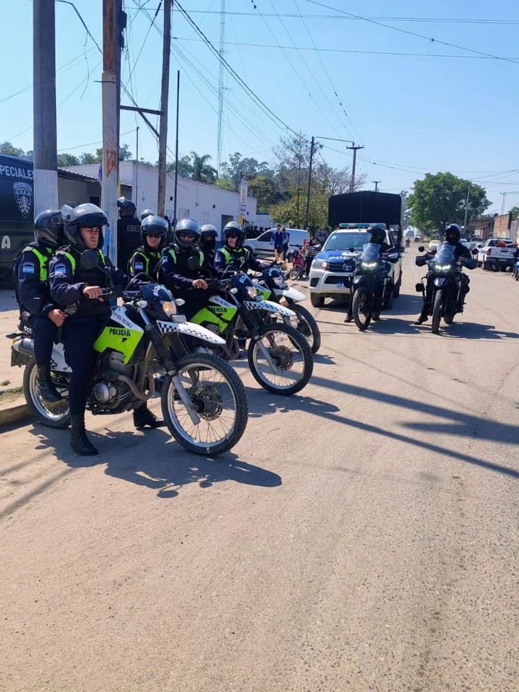 La Policía de Tucumán desplegó un fuerte esquema de seguridad para completar el traslado.