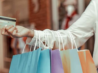 Bancos ofrecen hasta 50% de descuento y 24 cuotas sin interés durante una semana: cómo aprovecharlo