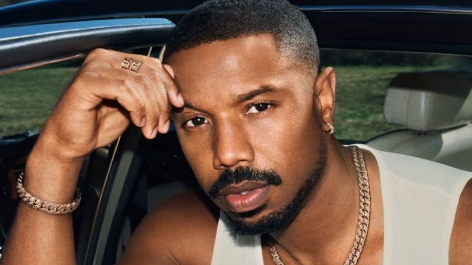 El actor protagoniza la portada de octubre de Vogue, donde habló sobre su presente profesional y sus planes para 2027.
