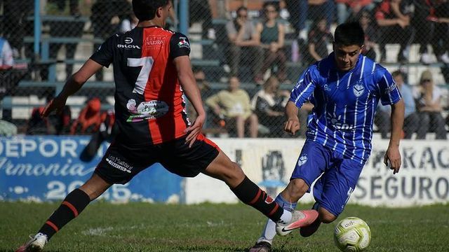 Sporting perdió un duelo clave ante La Armonía