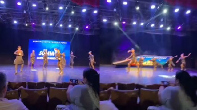 Una pantalla cayó sobre un grupo de bailarinas.