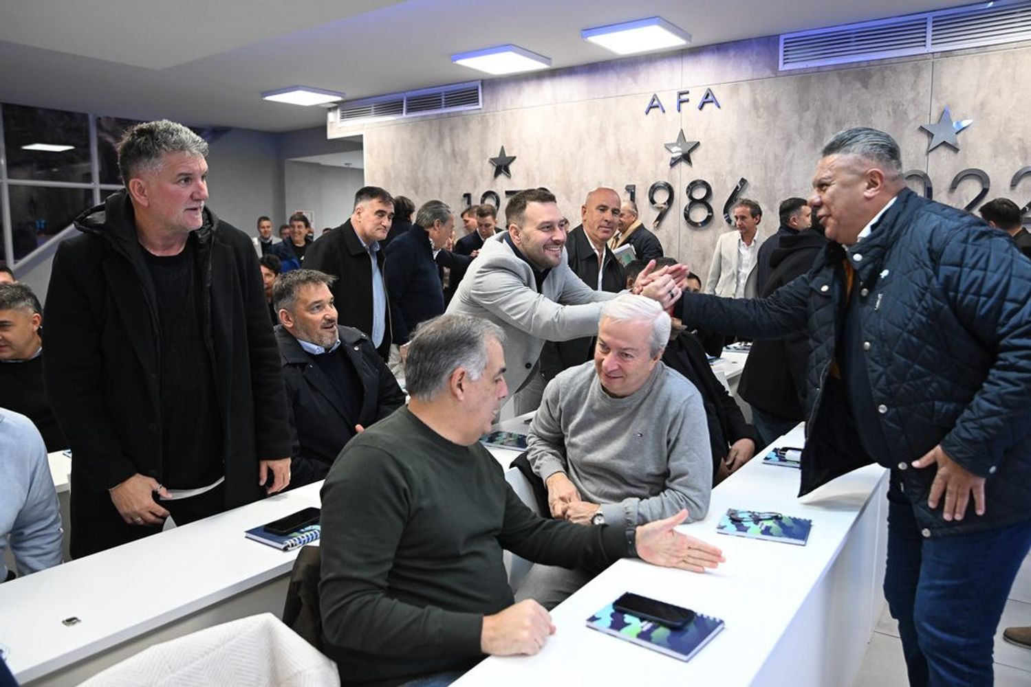 La reunión que definió todo en AFA.
