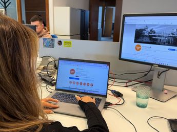 De compartir noticias a crear comunidades: la evolución de Vía País en las redes sociales