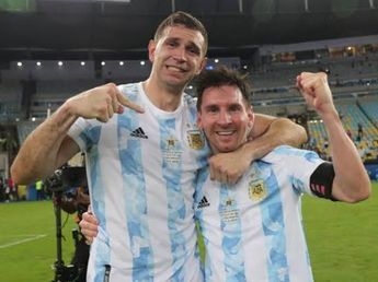 El homenaje de "Dibu" Martínez a Lionel Messi que emocionó a los hinchas en las redes sociales