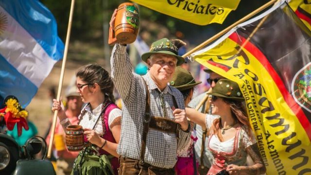 Villa General Belgrano, el único pueblo argentino con tres fiestas nacionales.