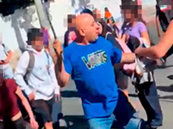 Un hombre amenazó con un fierro a estudiantes en un colegio de Córdoba