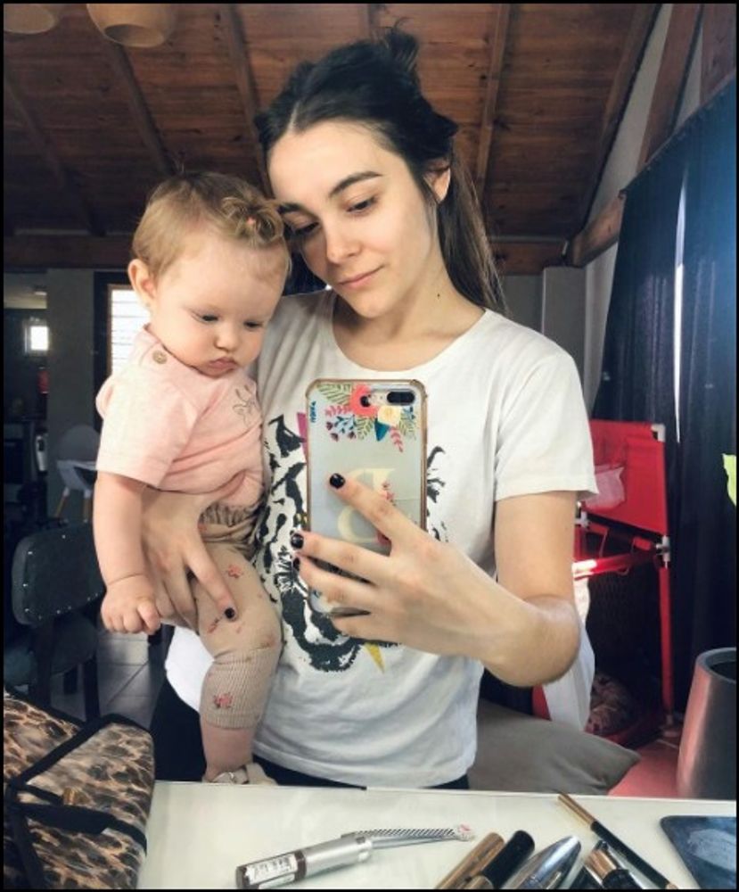 Así es la vida de Brisa, la niñera de Ana García Moritán: estudia Psicología y se mundó de La Pampa a la casa de Pampita