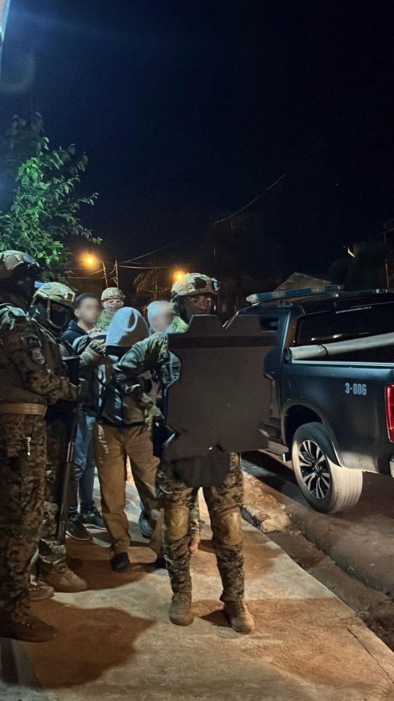 Operación Dominó: nueve detenidos y más de medio kilo de cocaína secuestrado en siete allanamientos en Oberá y Alvear.