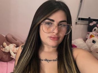Kami Franco aclaró su complicación con la cirugía estética: qué dijo sobre el “labio chueco”