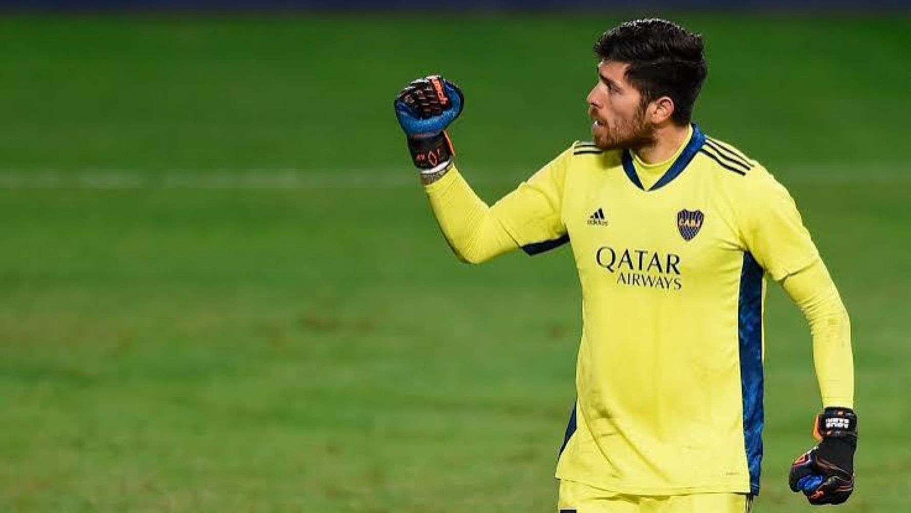 River busca arquero.
