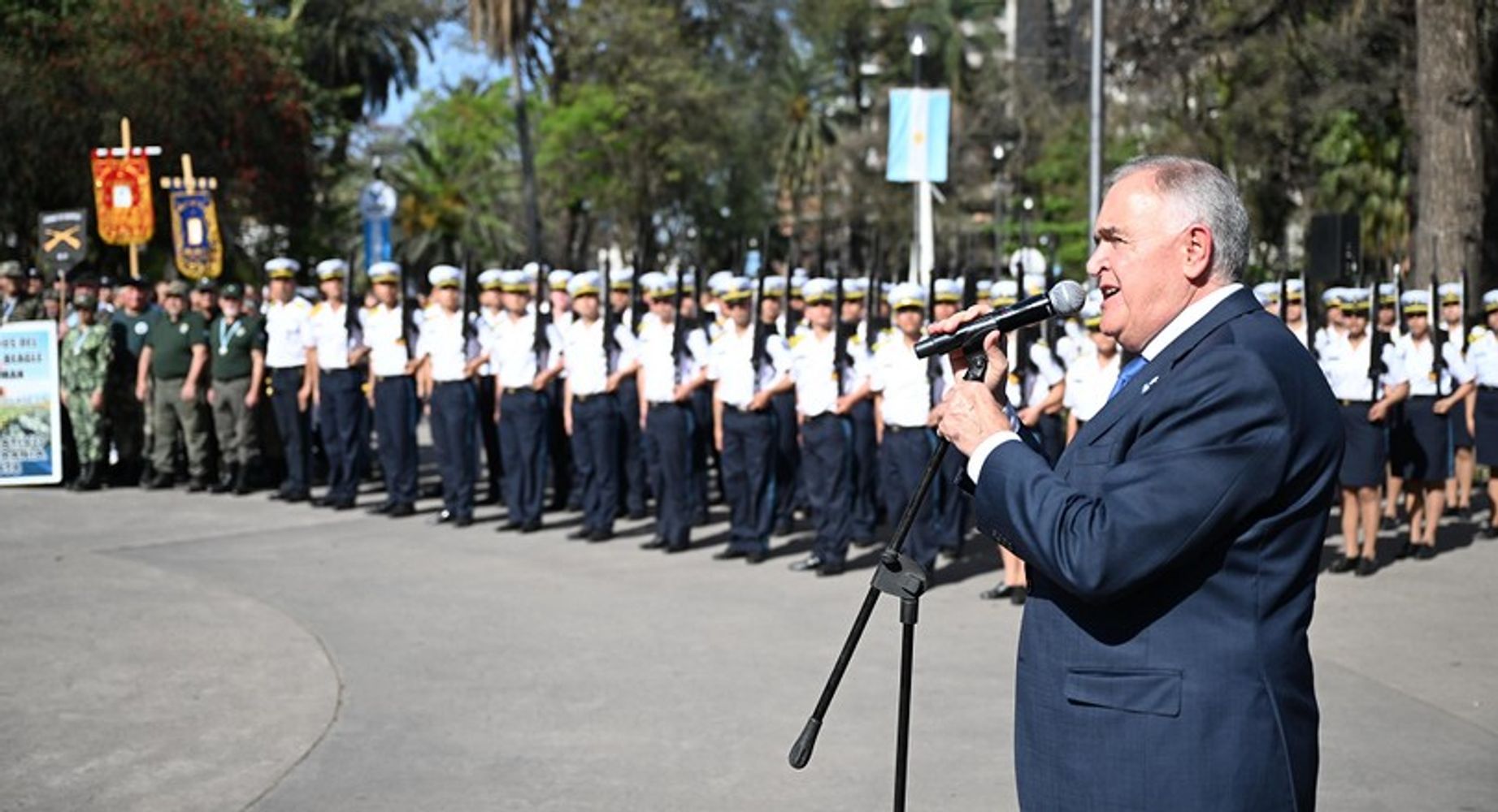Jaldo encabezó los festejos y acompañó la procesión.