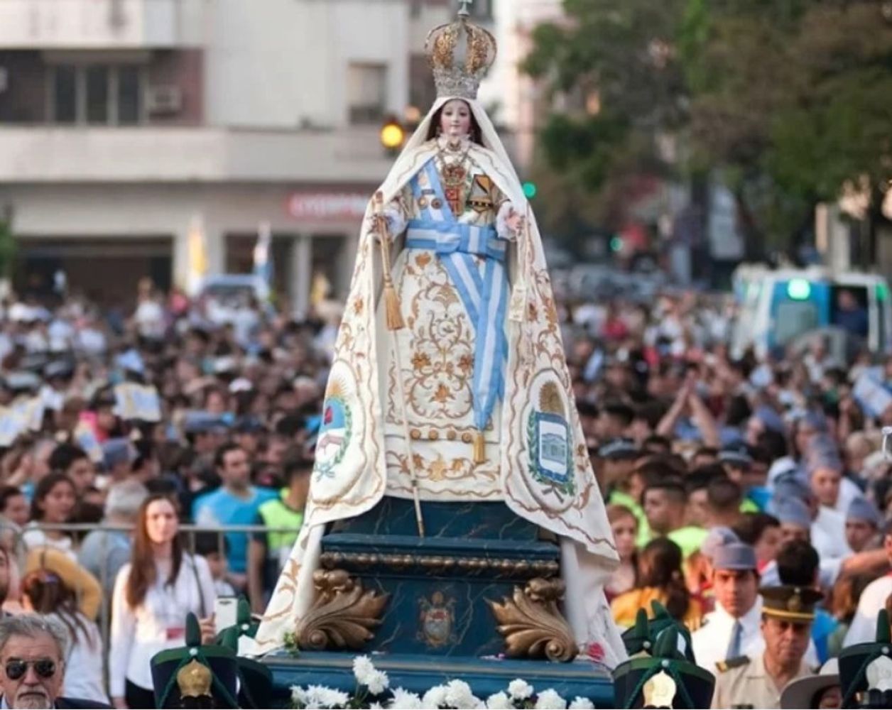 La Basílica de la Merced organizó la fiesta bajo el mensaje "Con María de la Merced abracemos a TODOS".
