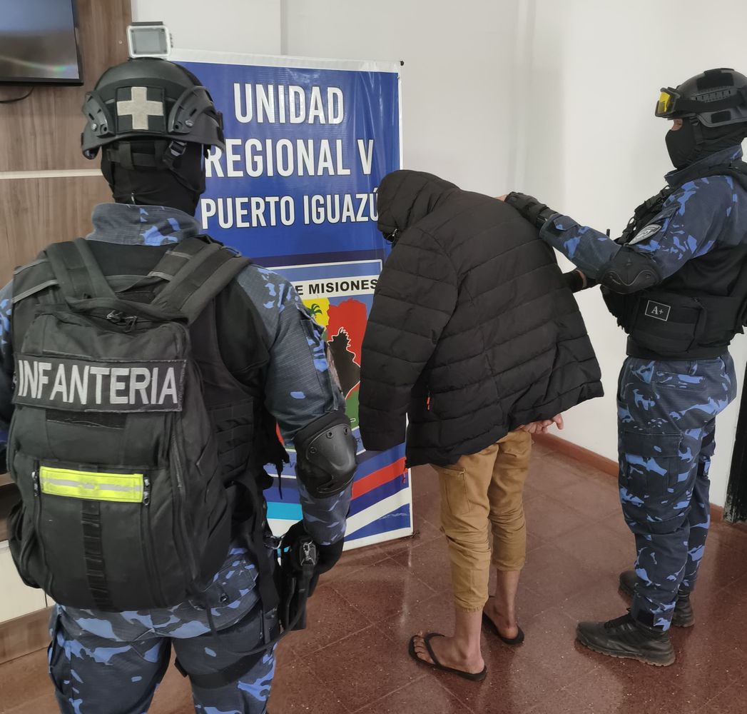Allanaron una vivienda en Iguazú por una moto robada y encontraron partes de otros rodados.