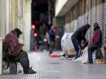 Más de 1,9 millones de personas cayeron en la pobreza entre enero y junio de este año