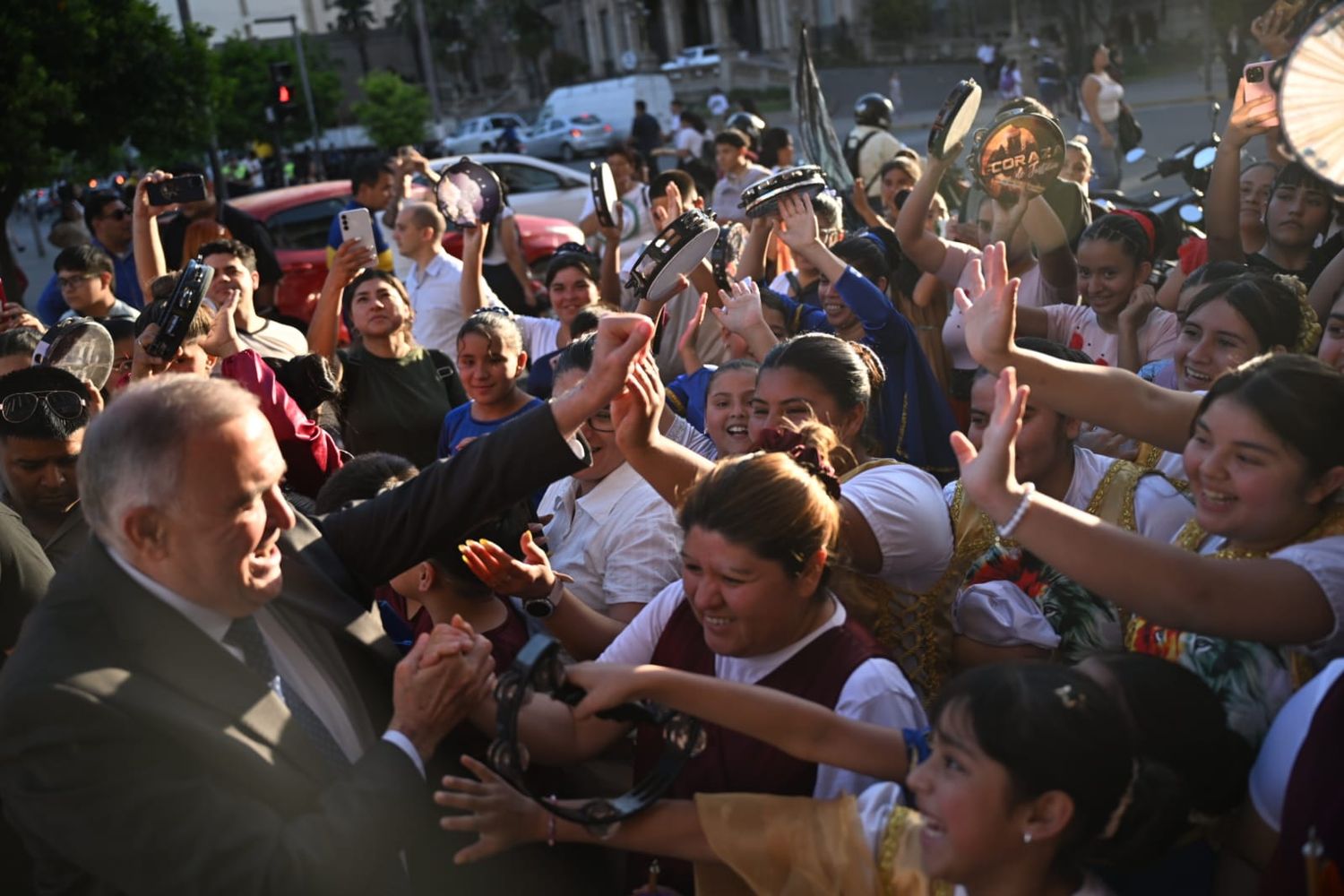 Oración, reconocimientos y diálogo institucional en el Día del Pastor Evangélico.