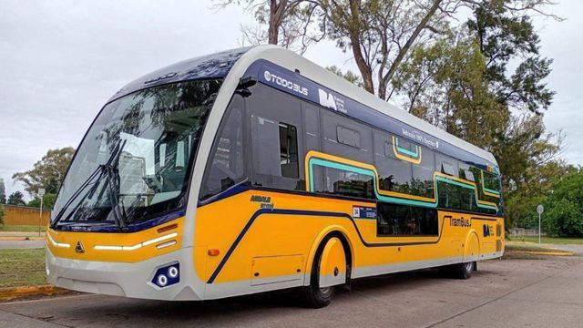 Trambus.