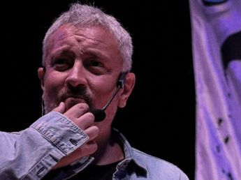 Pablo Carrozza apuntó otra vez contra Córdoba con una provocadora pregunta: "¿Es feriado?"