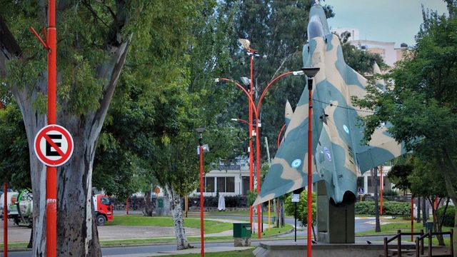 Plaza del Avión en Carlos Paz.