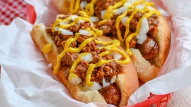 Llega la Noche de las Pancherías con promos de 2x1, panchos XL y precios desde $1.000: cuándo y dónde será