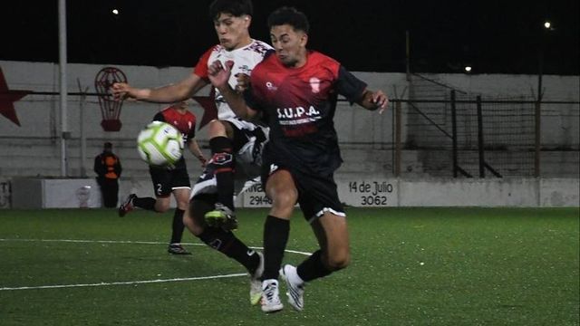 Sporting cayó ante Huracán y sigue en descenso.