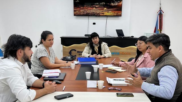 El plan entre Minería y Bomberos apunta a reducir riesgos y fortalecer la respuesta ante emergencias.