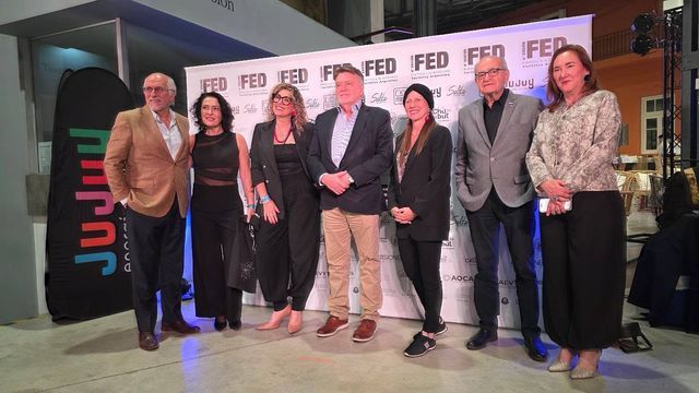 Amaya, Frías Silva y Viñuales recibieron en Buenos Aires la distinción para el complejo de San Javier.
