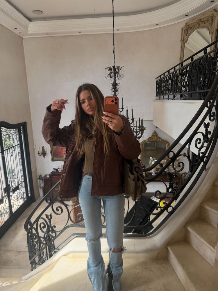 Campera bomber, accesorios "utilitarios" y mucho cuero: la China Suárez apostó por el estilo "rocker" y marcó tendencia
