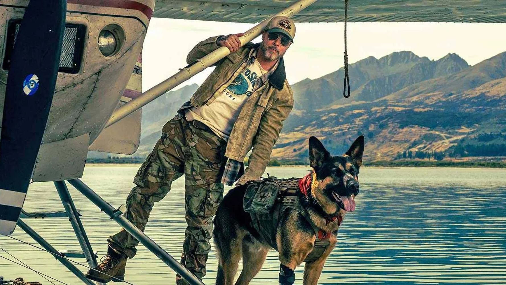 Brad Pitt interpreta a James Belmont en “El corazón de la bestia”, la nueva película de supervivencia.