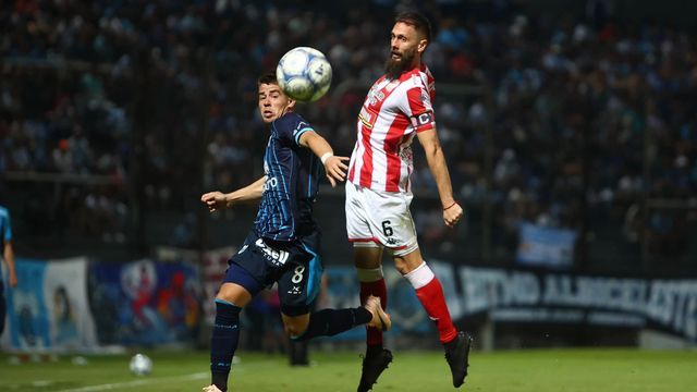El Santo no pudo sostener la ventaja de dos goles ante Gimnasia, que llegó a 54 y se mantiene segundo detrás de Tristán Suárez.