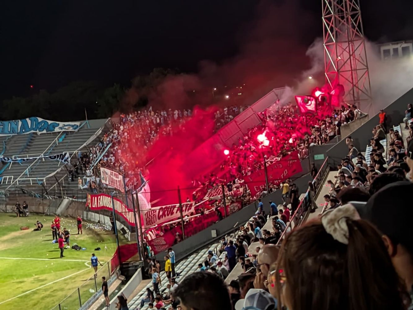El "Ciruja" trajo hinchada: el club jujeño reservó para la parcialidad de San Martín de Tucumán un sector con 1.500 ubicaciones.