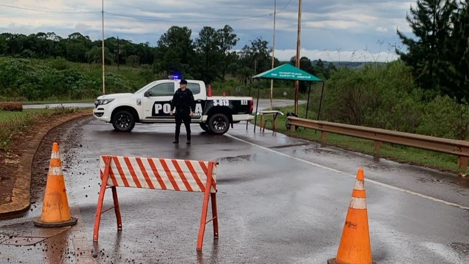 Corte total en la Ruta 14 en Campo Viera: desvían el tránsito por la zona urbana.