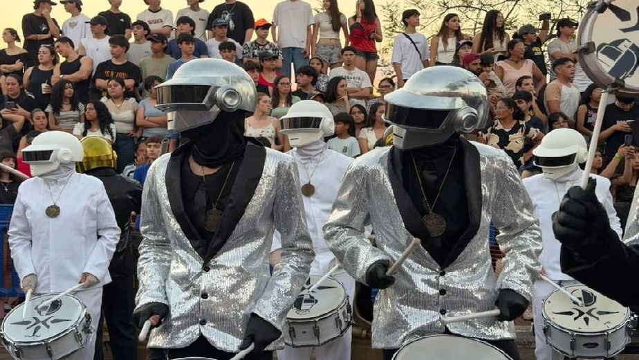 Estudiantina 2026: este jueves será la tercera noche en Posadas con desfile hasta la madrugada