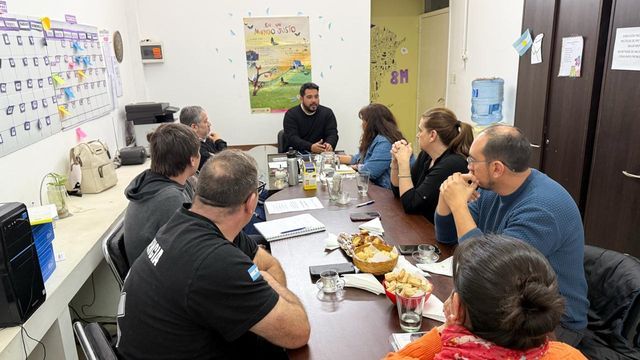 Equipos de salud mental de ambas provincias dialogaron sobre estrategias para atender las problemáticas que comparten.