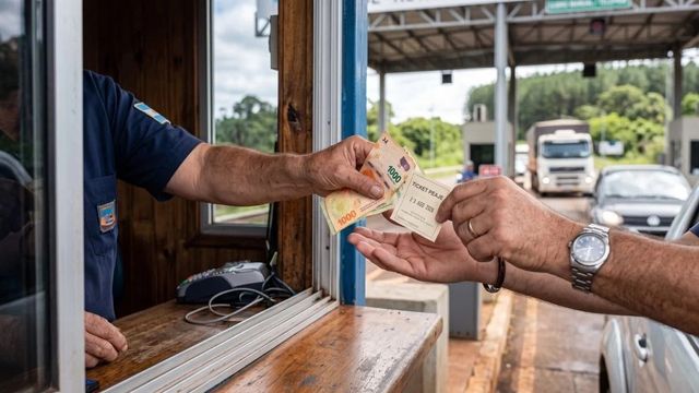 Peajes sobre la Ruta 12 de Misiones dejarán de aceptar efectivo desde octubre.