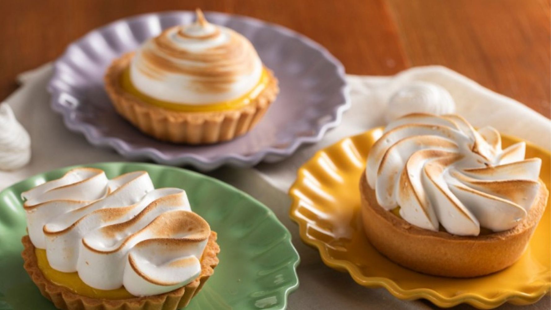 Cómo hacer el merengue suizo perfecto: brilloso, firme y el secreto infalible para tus postres