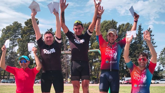 Matías Pollio campeón del Invernal de Pista en Río Colorado.