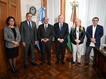 Bioetanol, azúcar y cítricos: la agenda del embajador de la India en Tucumán