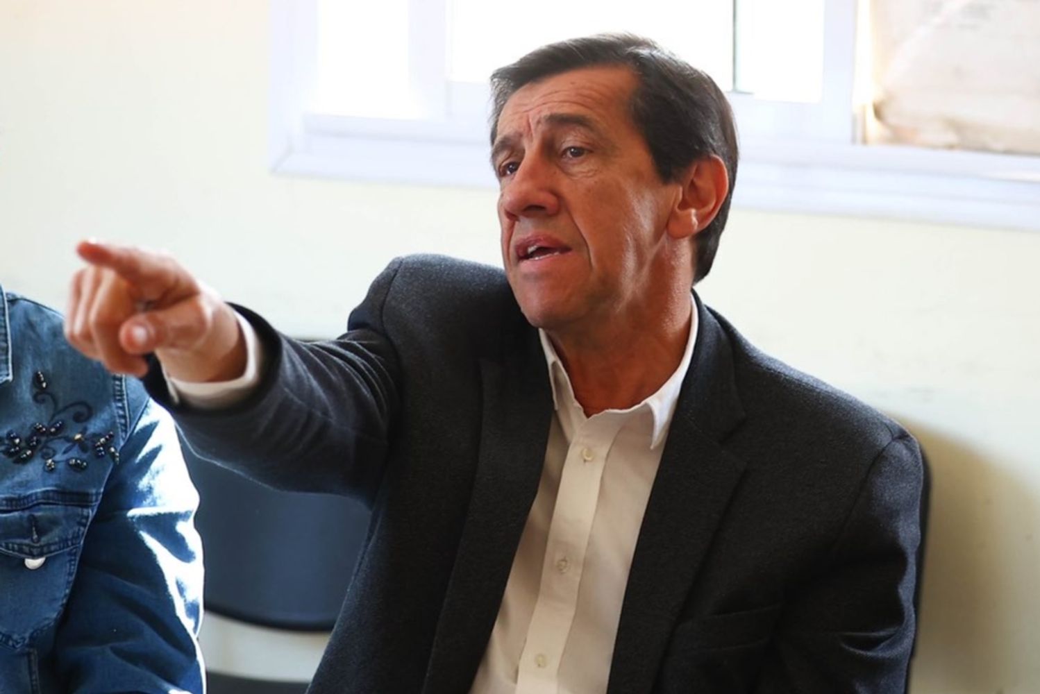 El gobernador de Jujuy Carlos Sadir asistirá en Francia a la “Argentina Week”, evento oficial que busca generar contactos entre empresas argentinas, grupos internacionales y potenciales inversores europeos.