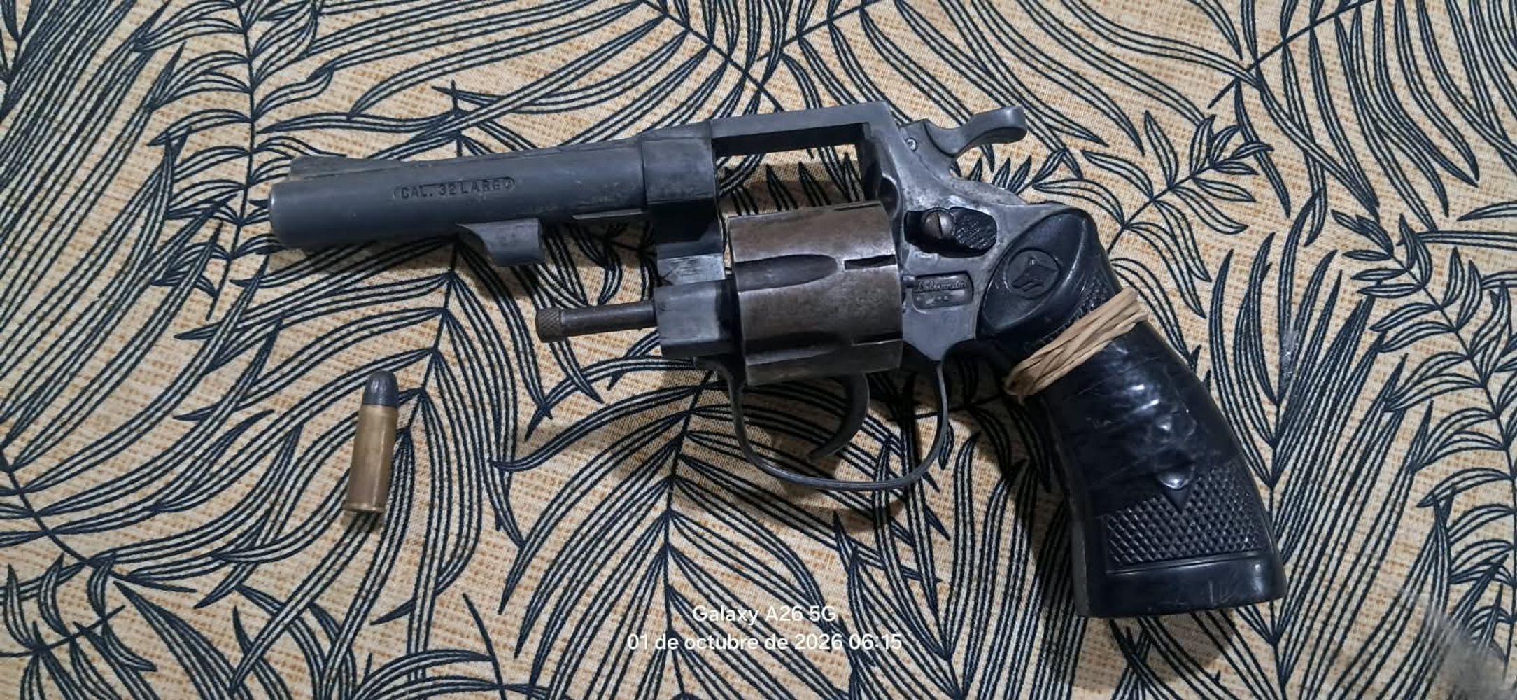 El arma que tenían los menores.