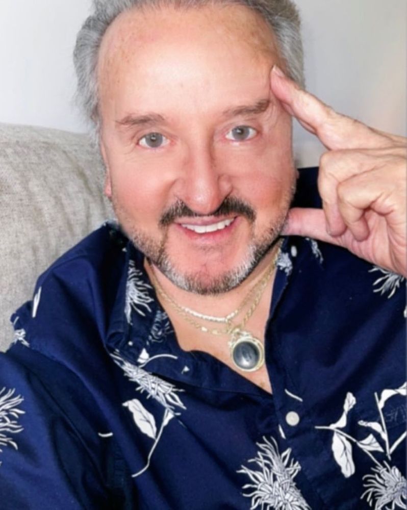 Carlos Villagrán.