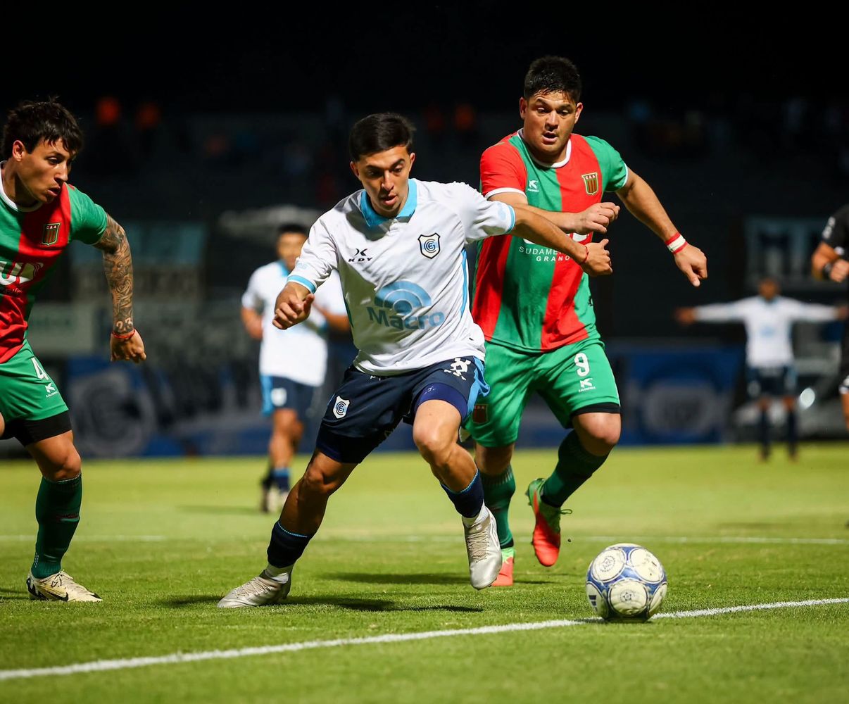 Este sábado en Buenos Aires "vamos a ir a buscar los tres puntos contra Temperley", prometió Alonso.