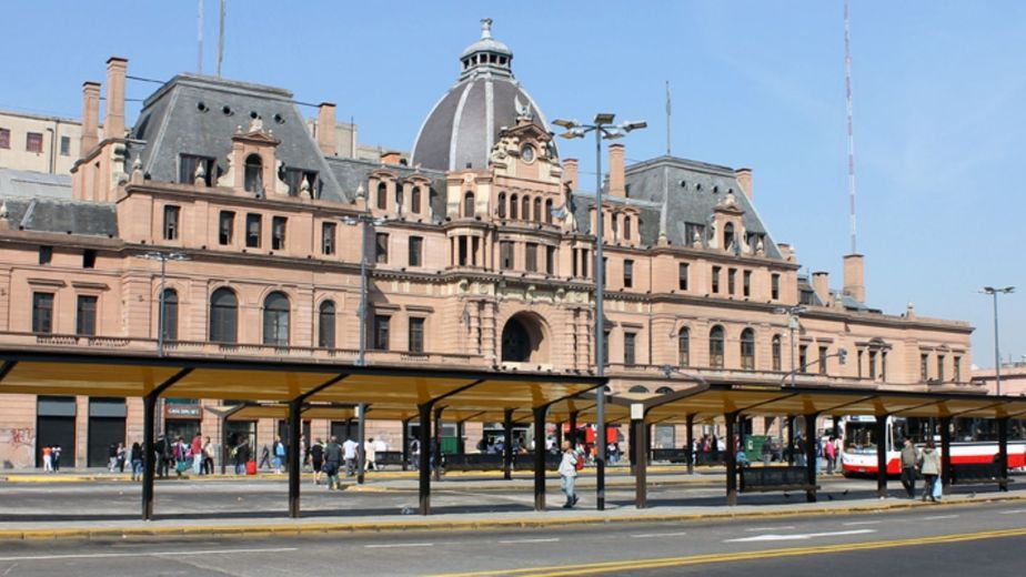 Qué pasó en la estación Constitución: ¿Está andando el tren Roca y el subte hoy 1 de octubre?