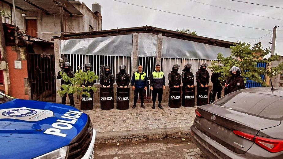 Allanan una vivienda en Monteros por una causa que involucra a menores