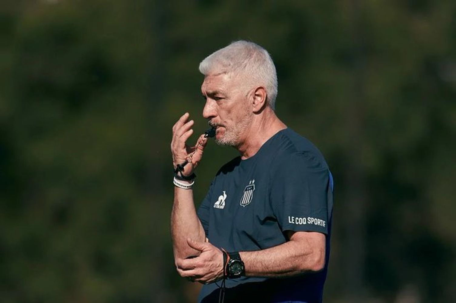 Omar De Felippe probó de todo para el Talleres-Belgrano.