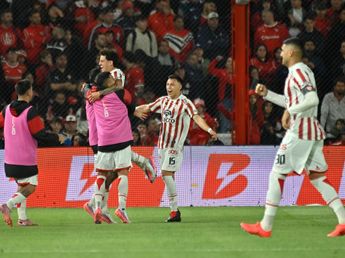 Instituto aceleró y armó un golazo en Avellaneda; ante un rival que se quedó con 10