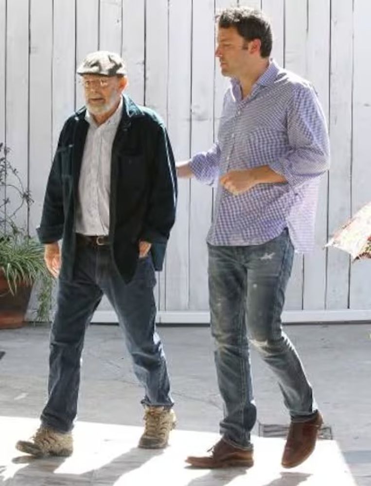 Ben Affleck junto a su padre, Timothy Affleck.